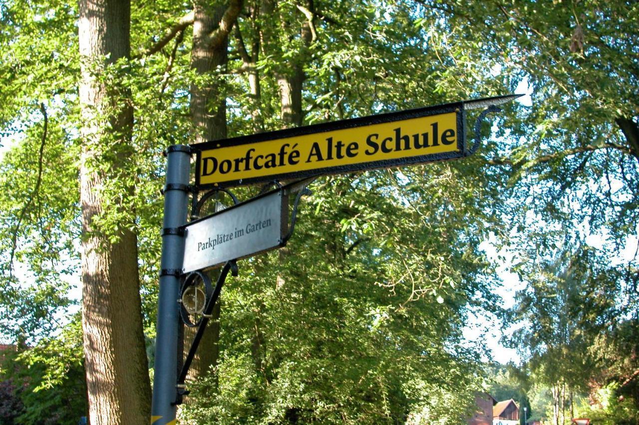 Suderburg Privatzimmer Alte Schule מראה חיצוני תמונה