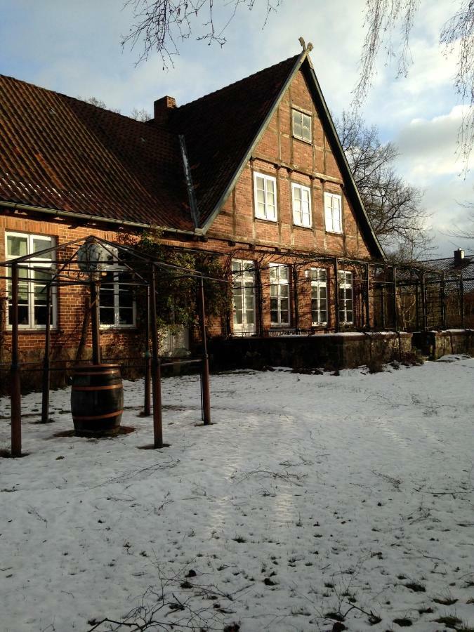 Suderburg Privatzimmer Alte Schule מראה חיצוני תמונה